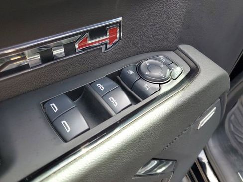 Certified 2024 GMC Sierra 1500 AT4 w/ Technology Package AWD/4WD image 10