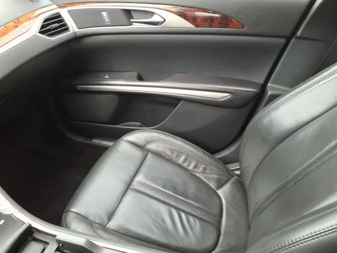 Used 2013 Lincoln MKZ AWD image 14