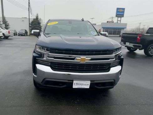 Used 2022 Chevrolet Silverado 1500 LT image 3