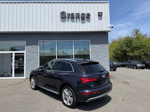 Used 2018 Audi Q5 2.0T Premium Plus w/ Premium Plus Package AWD/4WD image 3