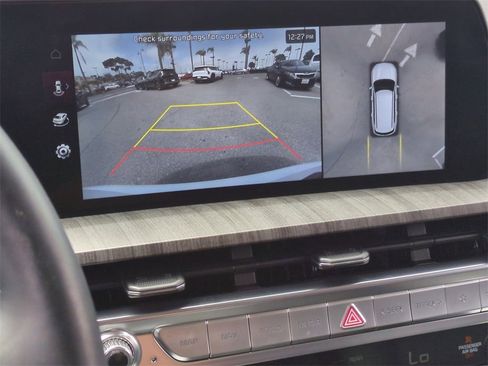 Certified 2024 Kia Telluride SX Prestige w/ Towing Package image 15