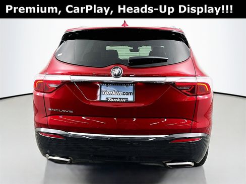 Used 2024 Buick Enclave Premium image 7