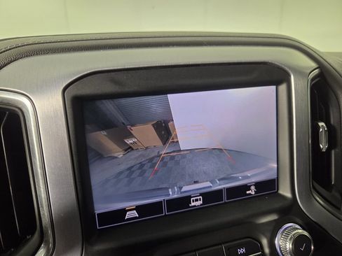 Used 2021 GMC Sierra 1500 SLT w/ SLT Convenience Package AWD/4WD image 11