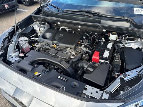Used 2021 Toyota RAV4 XLE image 44