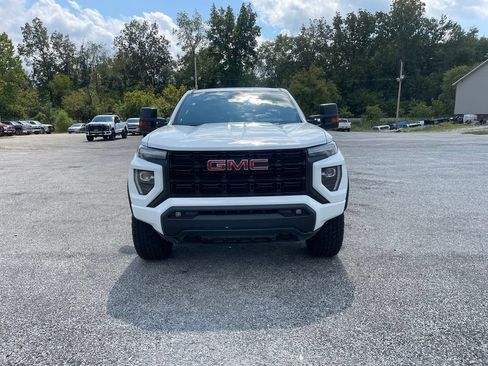 Used 2024 GMC Canyon Elevation w/ Convenience Package RWD image 2