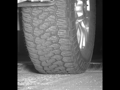 Used 2021 Chevrolet Silverado 2500 High Country w/ Z71 Off-Road Package image 20