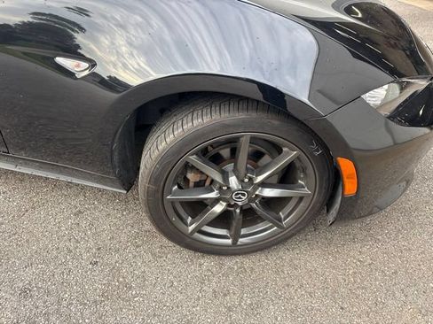 Used 2017 MAZDA MX-5 Miata RF Club RWD image 10