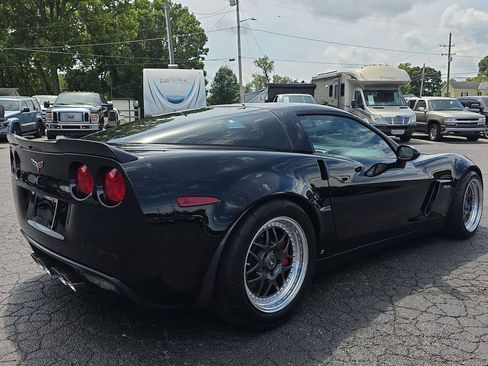 Used 2006 Chevrolet Corvette Z06 w/ Preferred Equipment Group RWD image 2
