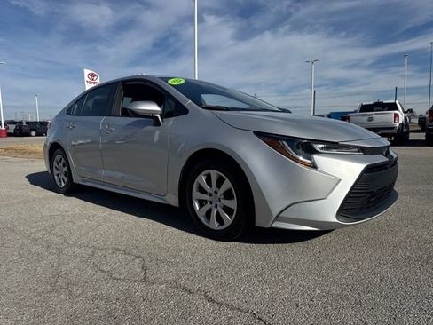 Used 2024 Toyota Corolla LE image 8