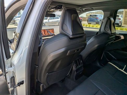 Certified 2025 BMW X3 xDrive30 w/ M Sport Package AWD/4WD image 11