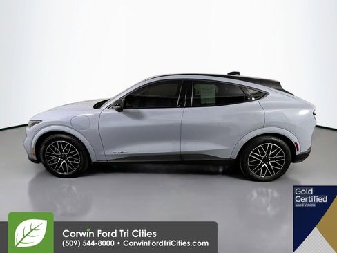 Certified 2025 Ford Mustang Mach-E Premium AWD/4WD image 6