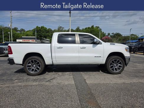 Used 2019 RAM 1500 Laramie AWD/4WD image 8