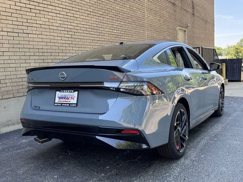 New 2026 Nissan Sentra SR w/ Floor Mat Package FWD image 16