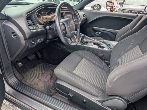 Used 2019 Dodge Challenger SXT w/ Blacktop Package image 11