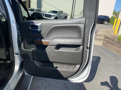 Used 2018 GMC Sierra 1500 Denali w/ Denali Ultimate Package AWD/4WD image 28