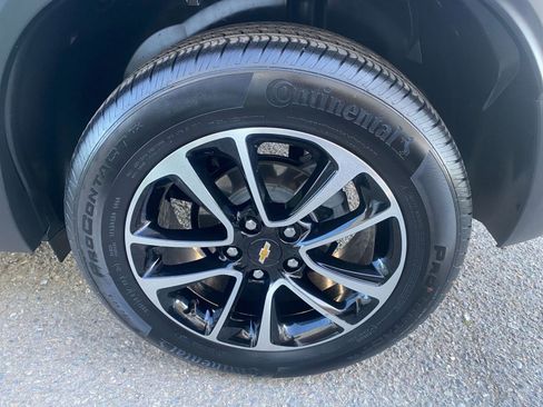 Used 2025 Chevrolet TrailBlazer LT image 30