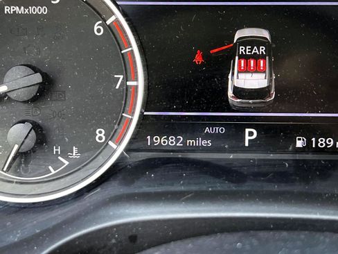 Used 2023 Nissan Rogue SL AWD/4WD image 22