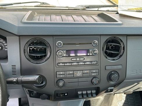 Used 2019 Ford F650 2WD Regular Cab Super Duty image 33