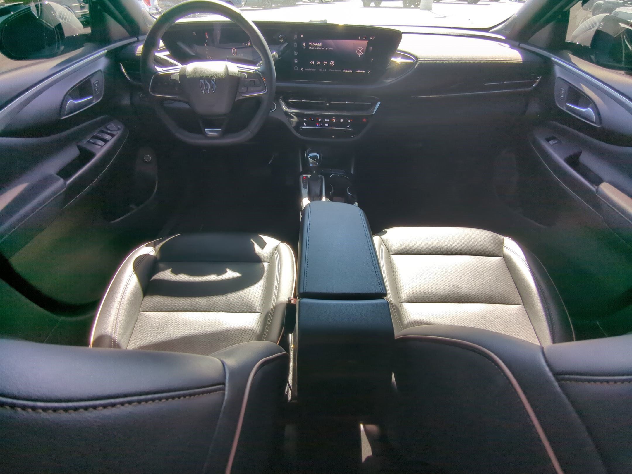 Used 2025 Buick Envista Avenir FWD image 29