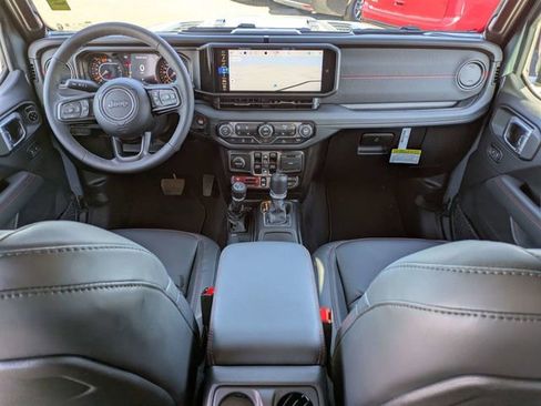 New 2026 Jeep Wrangler Unlimited Rubicon w/ Technology Group image 15