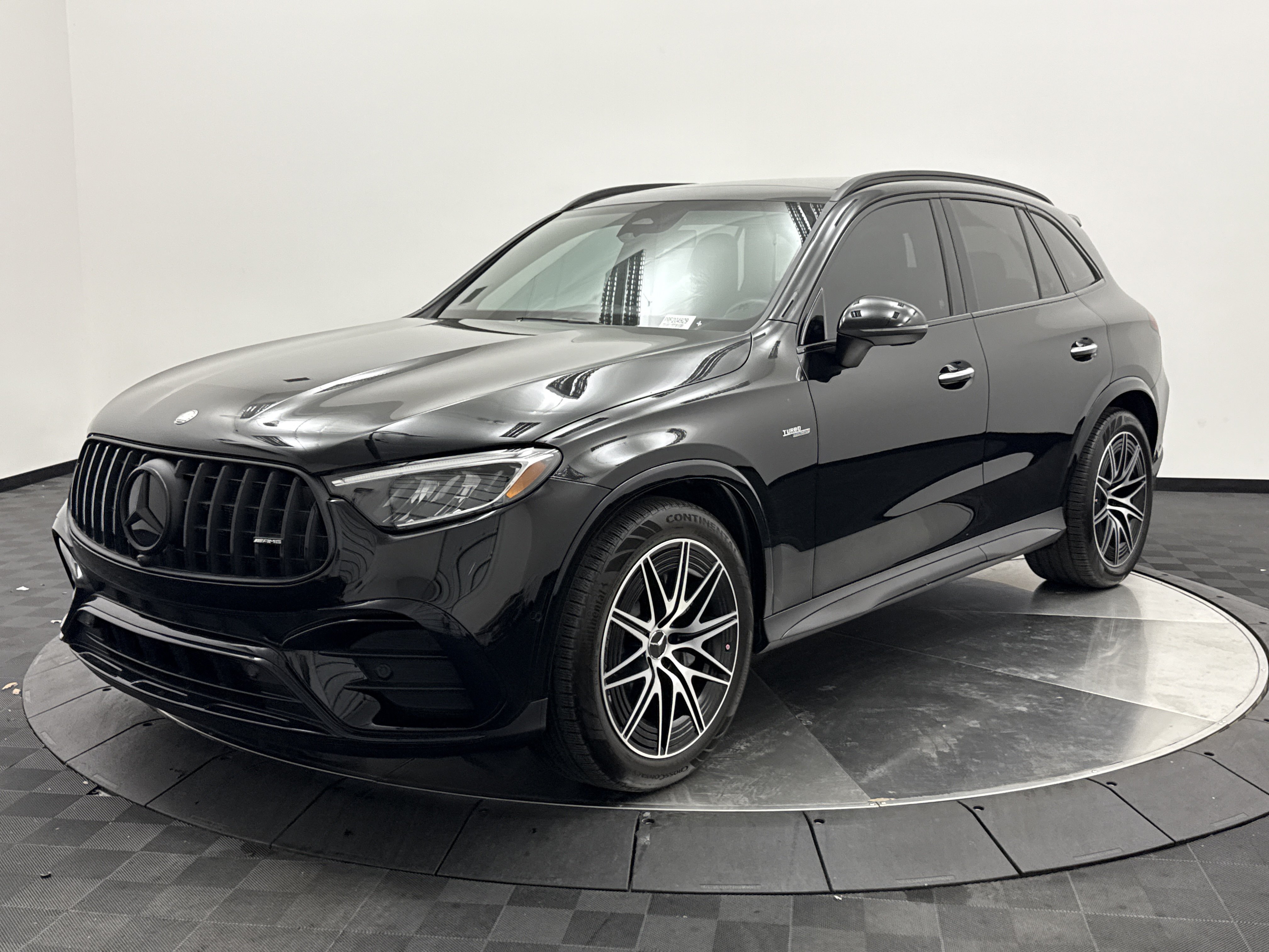 Used 2024 Mercedes-Benz GLC 43 AMG 4MATIC image 4