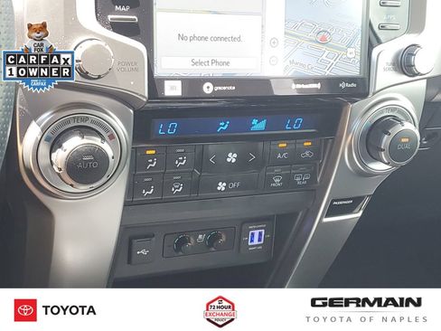 Used 2024 Toyota 4Runner Limited AWD/4WD image 31