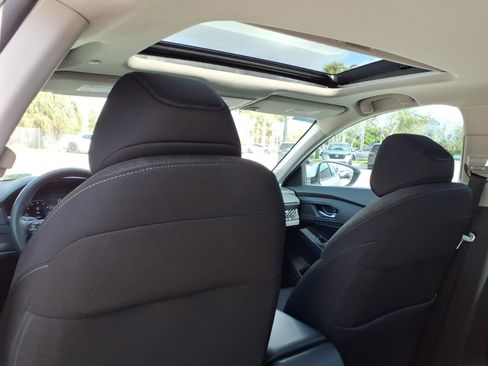 Used 2023 Honda Accord EX image 8