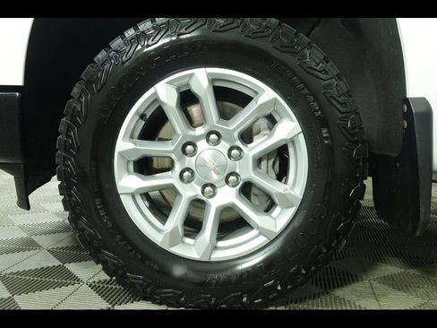 Used 2023 Chevrolet Silverado 1500 W/T w/ WT Value Package image 15