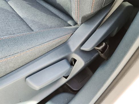 Used 2024 Ford Maverick XLT image 19