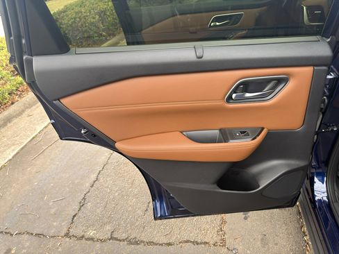 New 2026 Nissan Rogue Platinum w/ Platinum Premium Package image 31