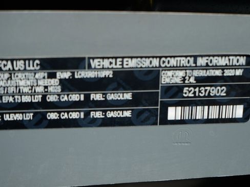 Used 2020 Jeep Renegade Altitude image 12