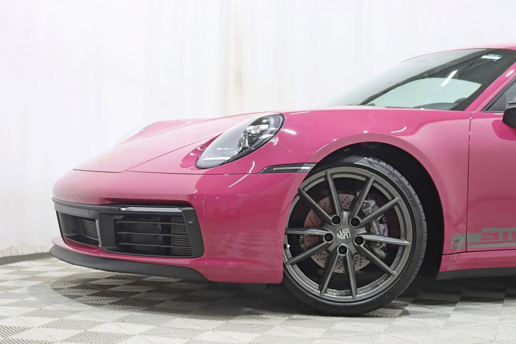 Used 2024 Porsche 911 Carrera T RWD image 3