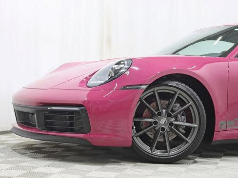 Used 2024 Porsche 911 Carrera T RWD image 3