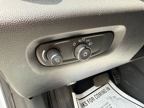Used 2023 Chevrolet Traverse Premier w/ Redline Edition AWD/4WD image 24