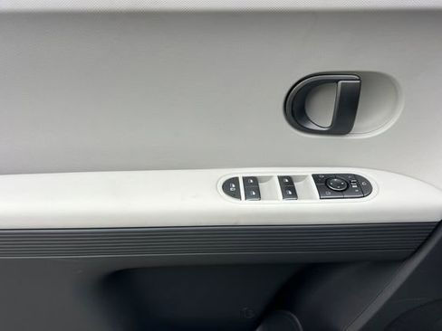 Certified 2025 Hyundai Ioniq 5 SEL image 14