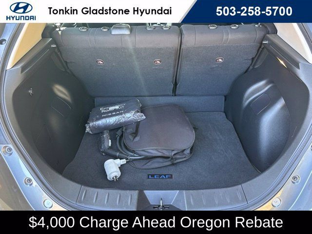 Used 2025 Nissan Leaf S FWD image 29