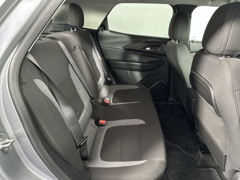 Used 2024 Chevrolet TrailBlazer LT w/ Convenience Package AWD/4WD image 5