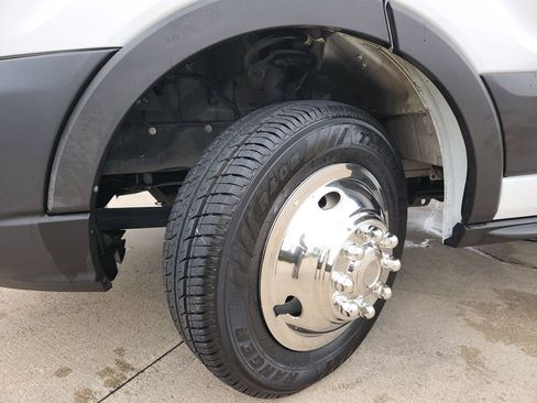 Used 2023 Ford Transit 350 DRW image 34