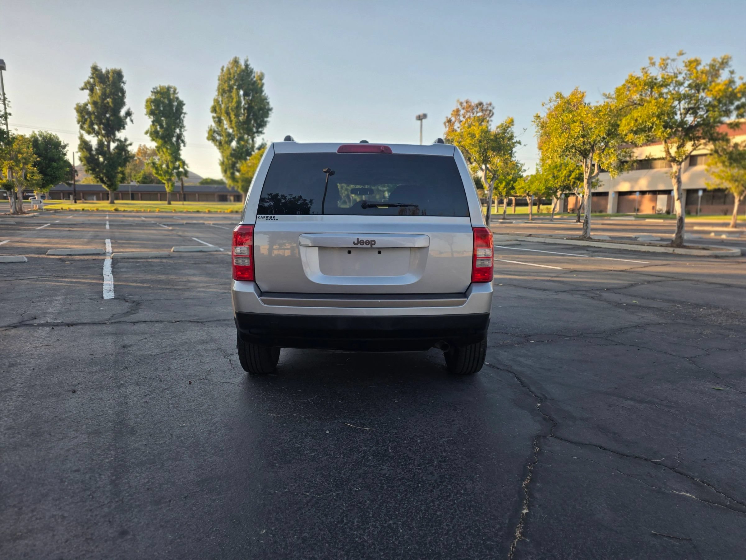 Used 2017 Jeep Patriot 75th Anniversary w/ Power Value Group FWD image 5