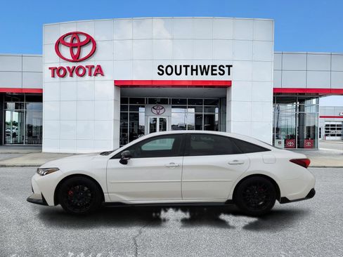 Used 2020 Toyota Avalon TRD FWD image 3