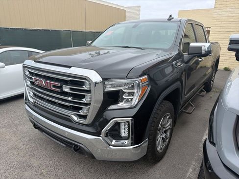 Used 2022 GMC Sierra 1500 SLT w/ Driver Alert Package I AWD/4WD image 1
