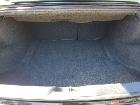 Used 2019 Chrysler 300 S image 9