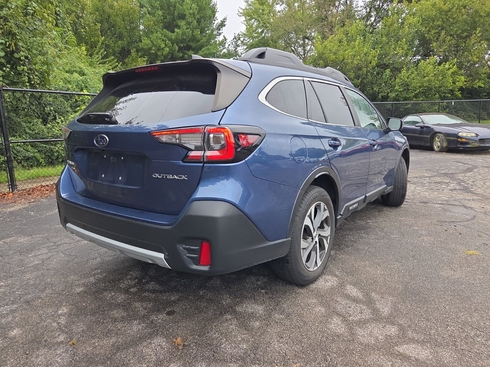 Used 2022 Subaru Outback Limited AWD/4WD image 4