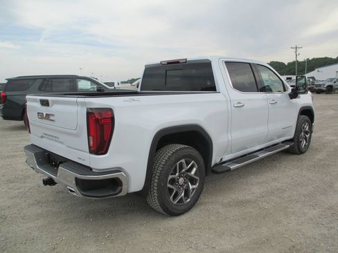 New 2026 GMC Sierra 1500 SLT w/ SLT Premium Plus Package AWD/4WD image 5