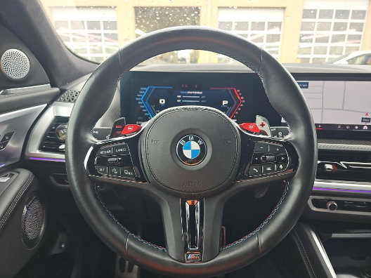 Used 2024 BMW XM AWD/4WD image 3