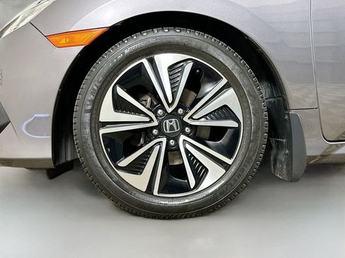 Used 2018 Honda Civic EX-L image 37