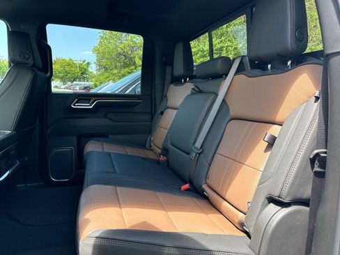 New 2026 Chevrolet Silverado 3500 High Country w/ High Country Premium Package AWD/4WD image 22