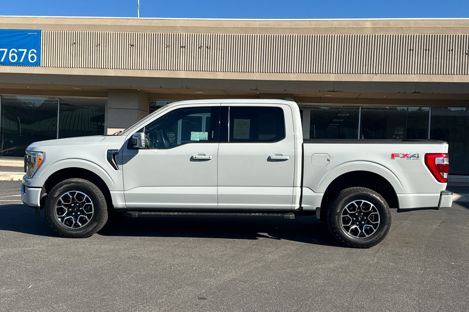 Used 2023 Ford F150 Lariat AWD/4WD image 5