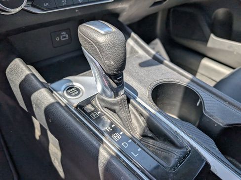 Used 2021 Nissan Altima 2.5 S FWD image 16