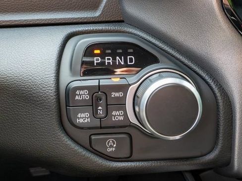 Used 2025 RAM 1500 Big Horn AWD/4WD image 28
